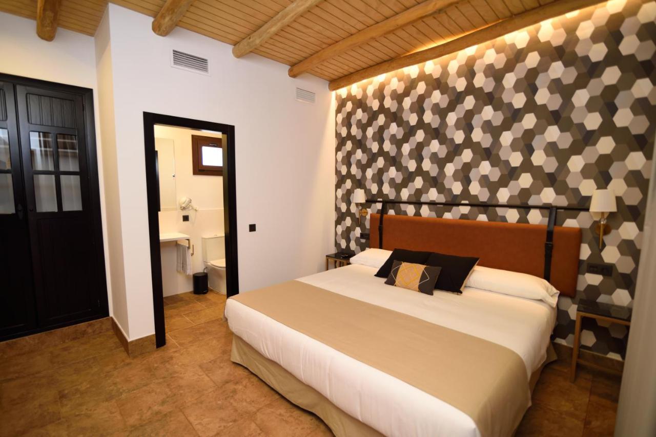 Hostal Rural Santa Habitaciones Aldea DЭль-Росио Экстерьер фото